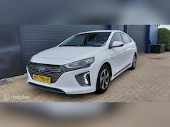 Hyundai IONIQ - 1.6 GDi hybrid , Camera, Adaptive, Infinity audio