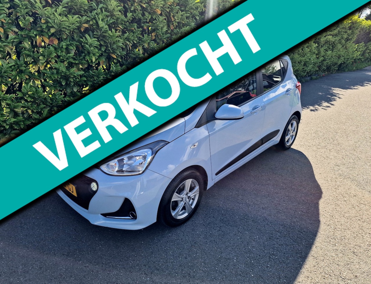Hyundai i10 - 1.0i Navi Carplay Cr Control Airco - AutoWereld.nl