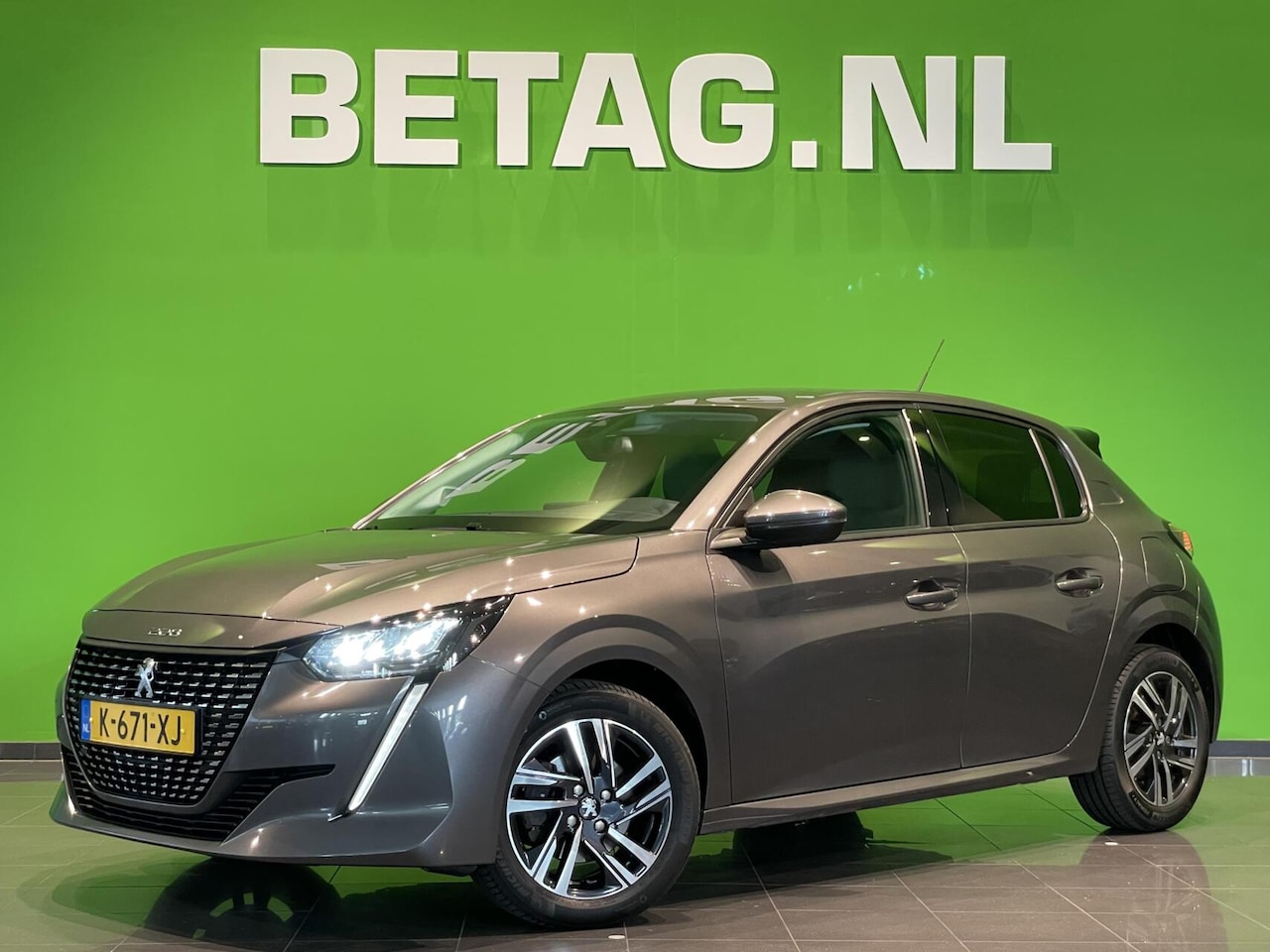 Peugeot 208 - 1.2 100 PK Allure Pack Automaat | Camera | - AutoWereld.nl