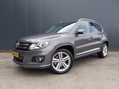 Volkswagen Tiguan - 1.4 TSI R-Line Edition XENON LED NAVI ECC TREKHAAK