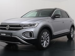 Volkswagen T-Roc - 1.5 TSI Style | 150 PK | Automaat | Adaptive Cruise Control | Achteruitrijcamera | Climate