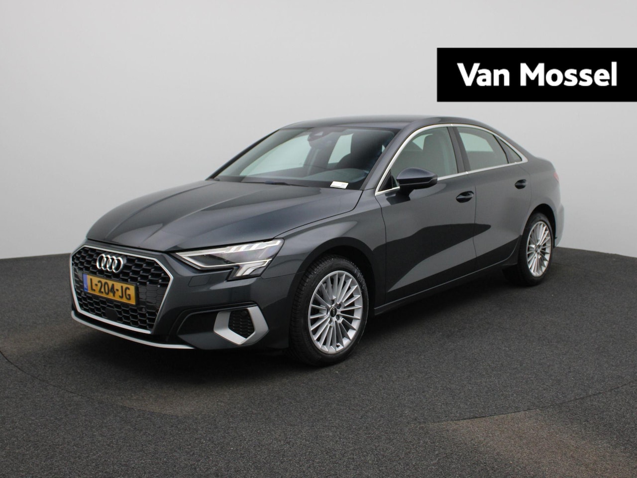 Audi A3 Limousine - 30 TFSI Business edition AUTOMAAT | SPORTSTOELEN | NAVIGATIE | VIRTUEEL | LMV | DAB | LED - AutoWereld.nl
