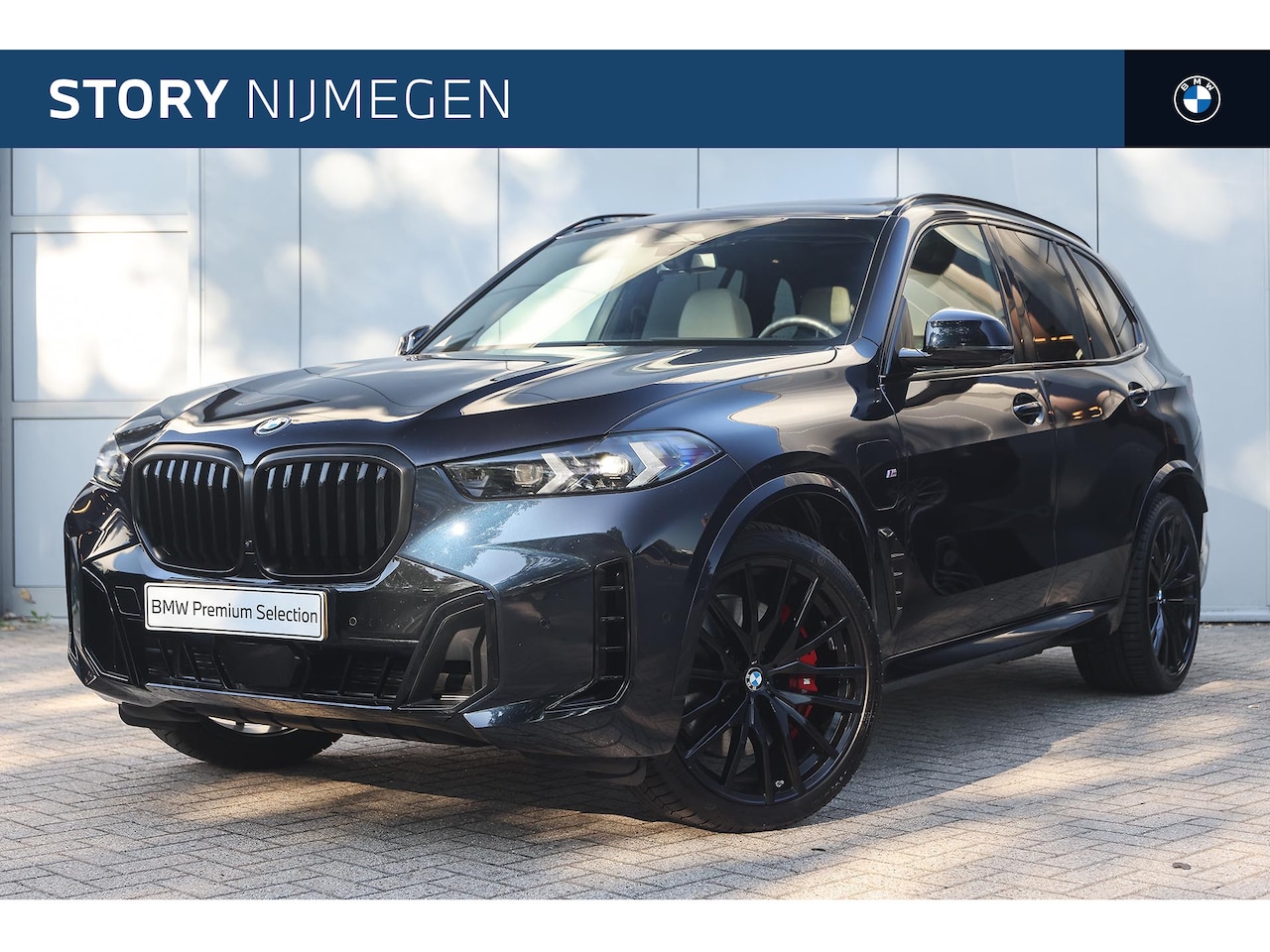 BMW X5 - xDrive50e M Sport Automaat / Panoramadak Sky Lounge / Trekhaak / Massagefunctie / Parking - AutoWereld.nl