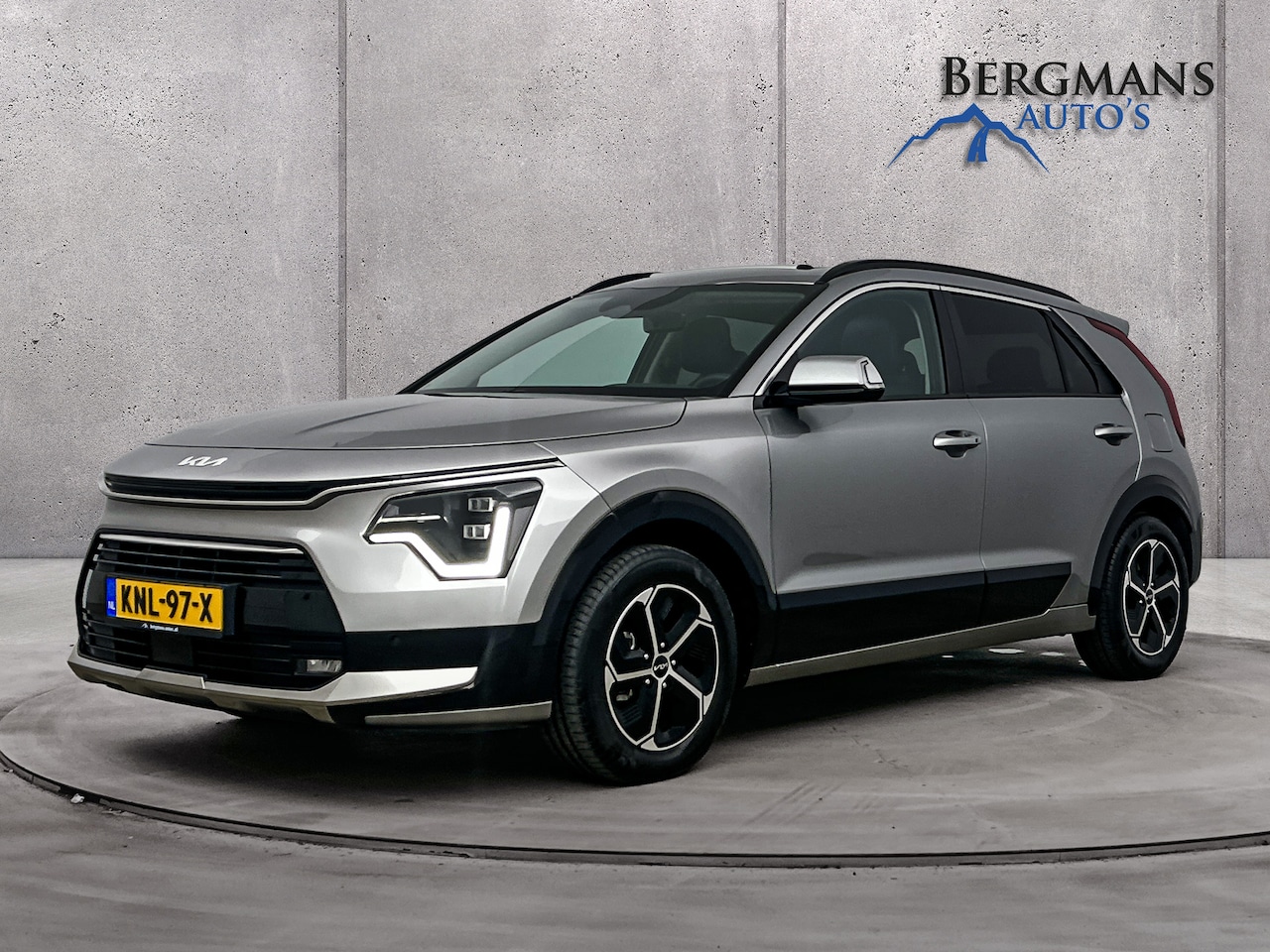 Kia Niro - 1.6 GDi Hybrid DynamicPlusLine // SCHUIFKANTELDAK // ELECTRISCHE ACHTERKLEP // - AutoWereld.nl