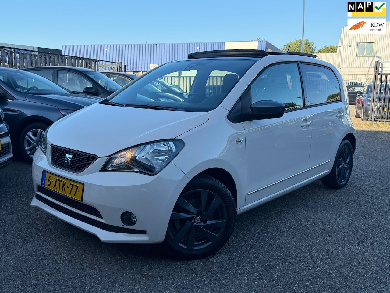 SEAT Mii - 1.0 Mii by Mango \ Pano \ PDC \ Alcantara&Leer - AutoWereld.nl