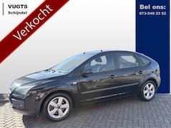 Ford Focus - 2.0-16V First Edition