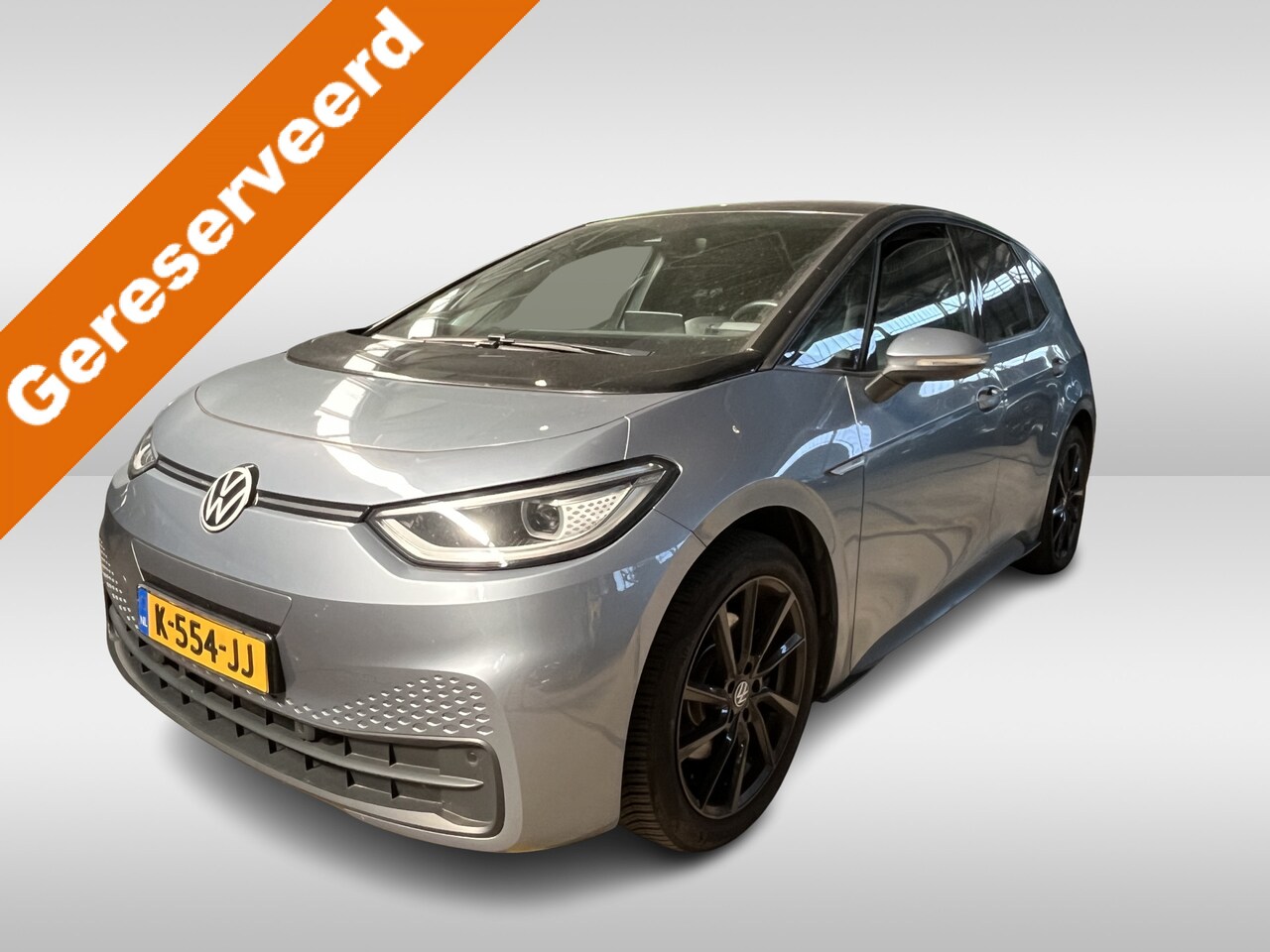 Volkswagen ID.3 - Business 58 kWh Navigatie / 19"LM velgen / App-connect / Clima / Stoelverwarming / Zwart d - AutoWereld.nl
