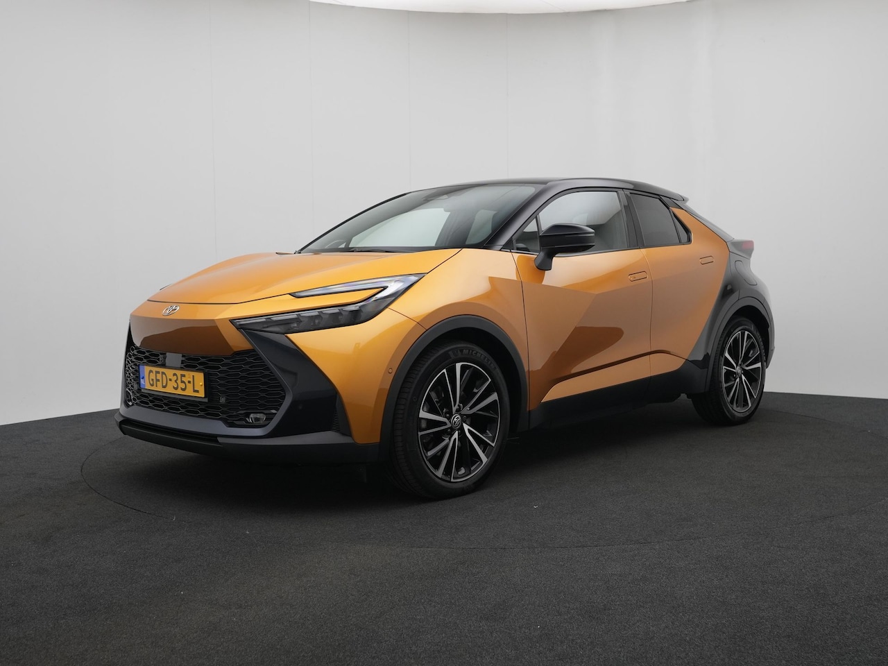 Toyota C-HR - 2.0 Plug-in Hybrid 220 Première Edition - AutoWereld.nl