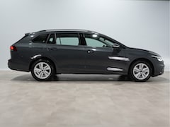 Volkswagen Golf Variant - 1.5 eTSI 130pk Life Business Premium / Trekhaak / Navigatie / Travel Assist / LED Plus