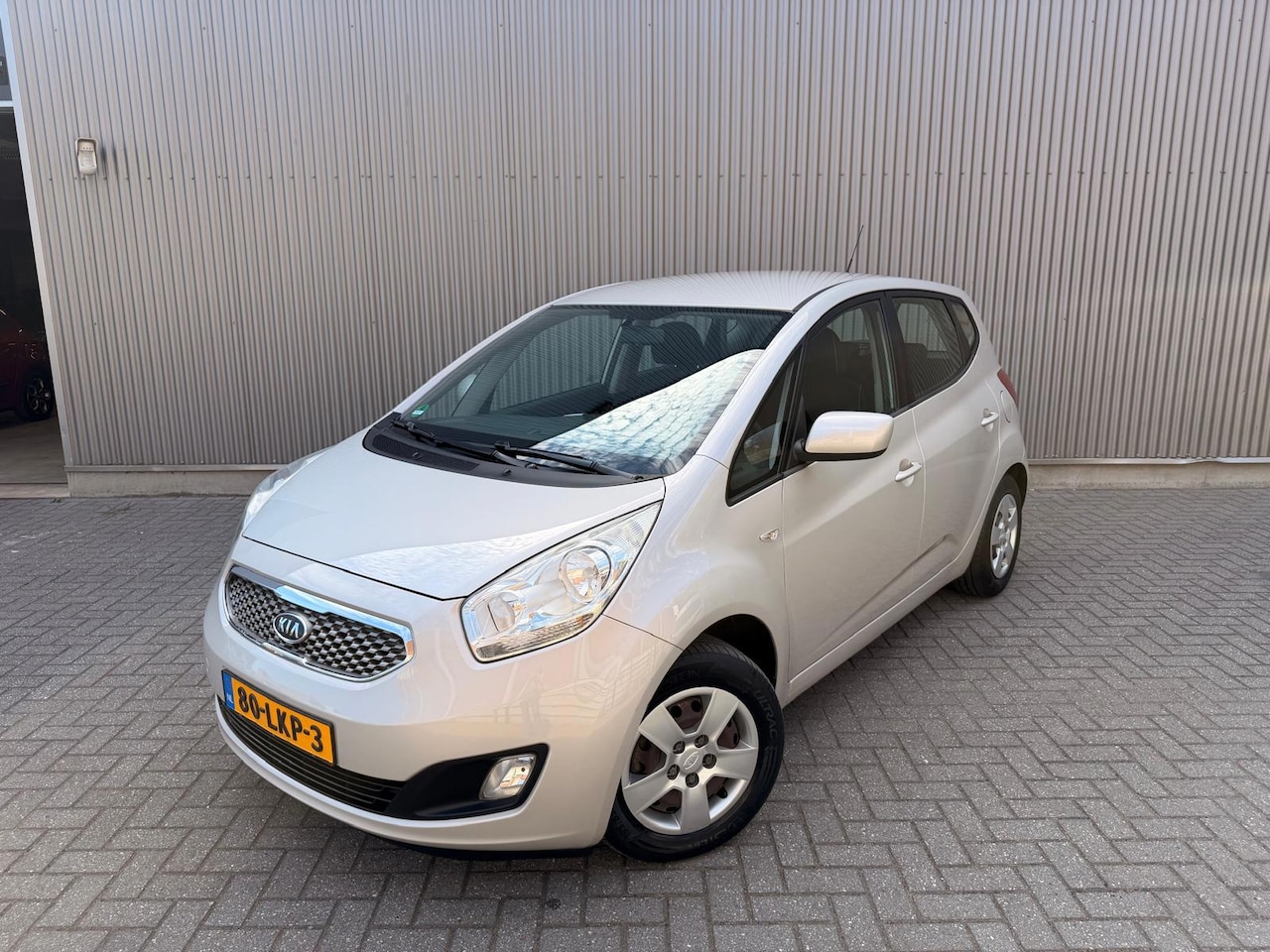 Kia Venga - 1.4 CVVT Comfort Pack Nieuwe koppeling|Trekhaak|Cruise control - AutoWereld.nl
