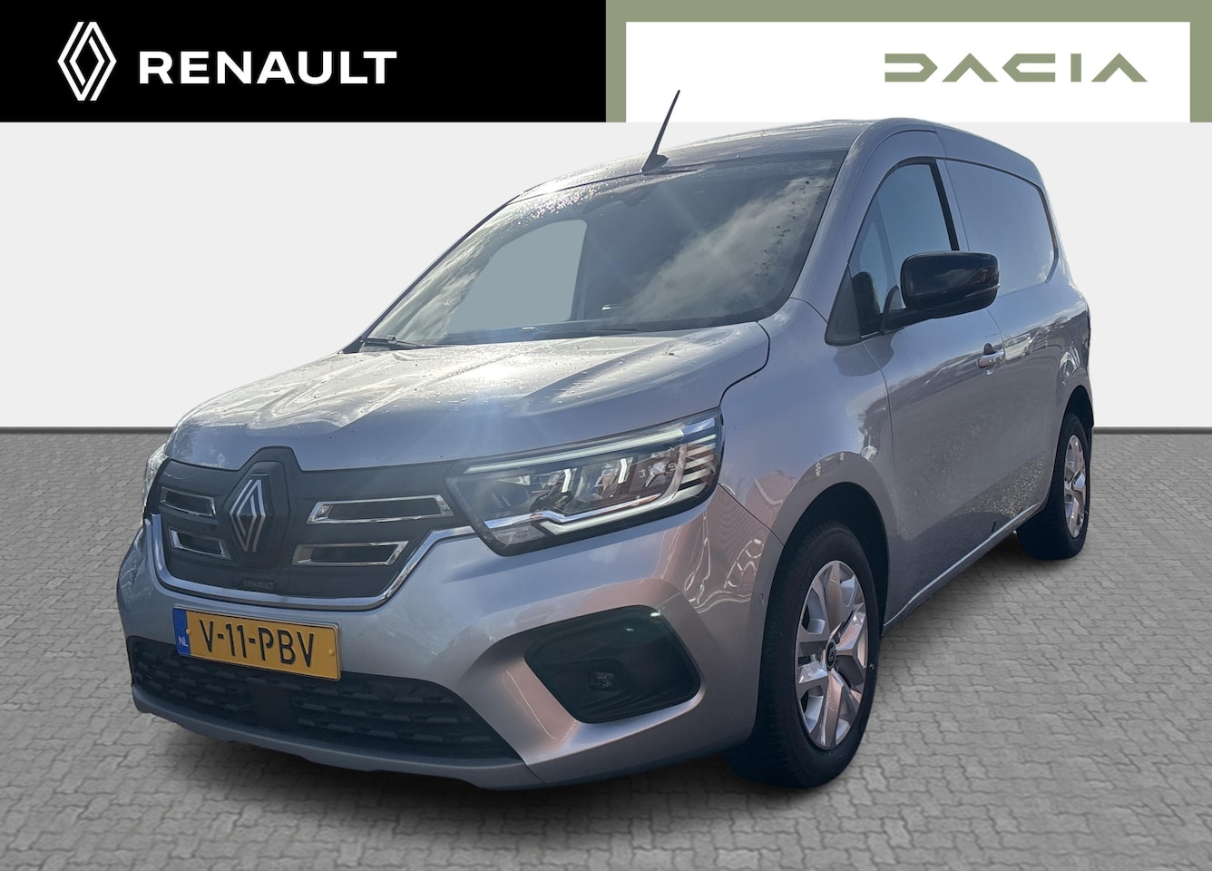 Renault Kangoo E-Tech - Extra L1 44 kWh - Demo / Trekhaak / vierseizoensbanden / houten laadvloer - zijwandbekledi - AutoWereld.nl