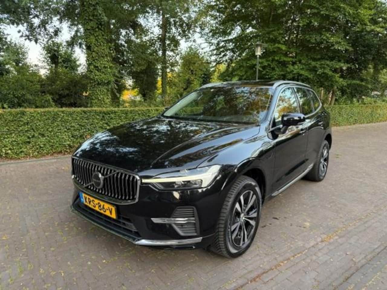 Volvo XC60 - 2.0 Recharge T6 AWD/Pano/Leer/Acarplay/Camera/ - AutoWereld.nl