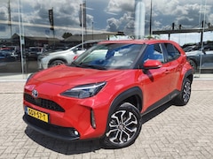 Toyota Yaris Cross - 1.5 Hybrid Style | Sensoren | navi | Stoel + Stuurverwarming