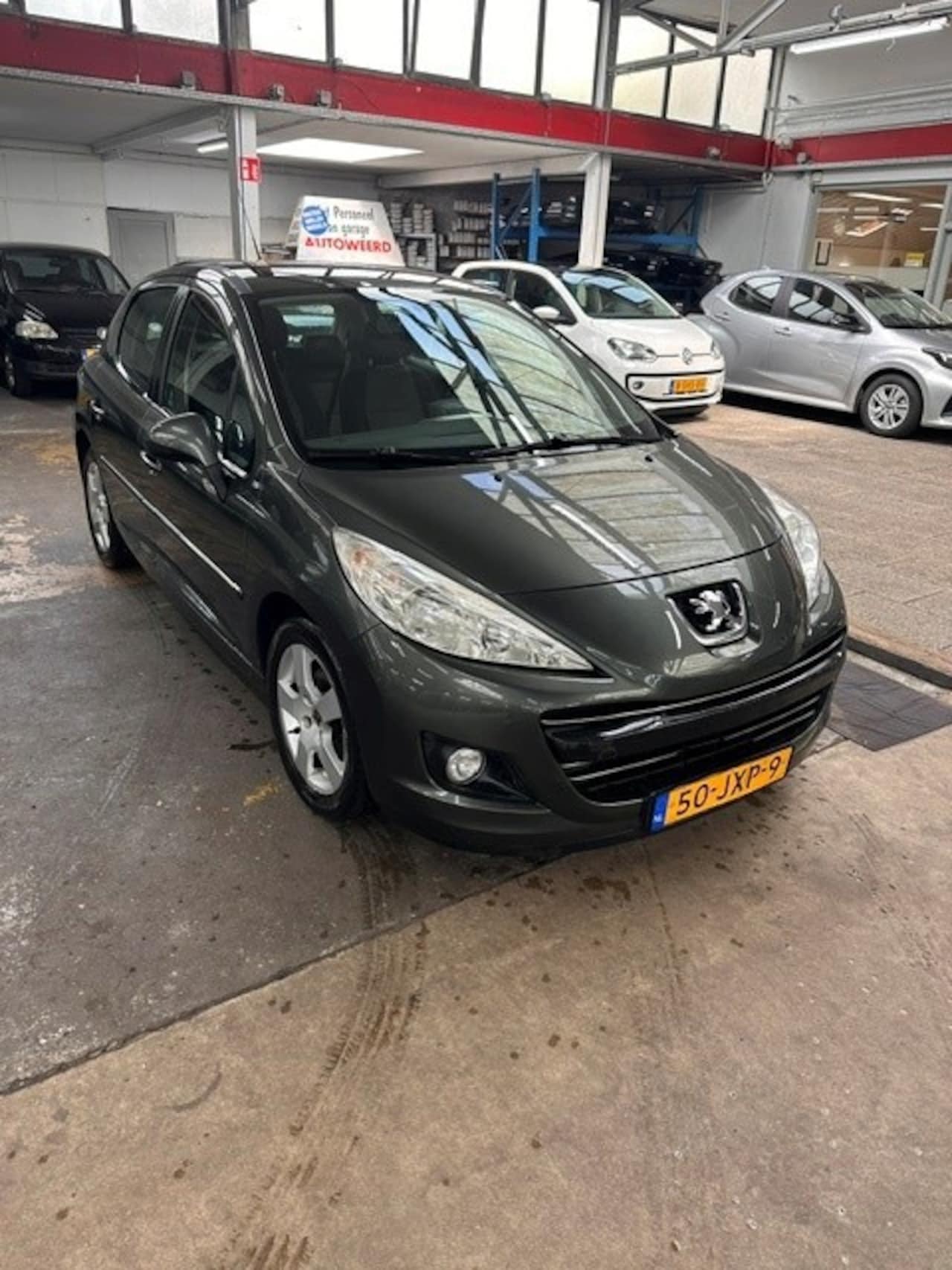 Peugeot 207 - 1.6 VTi Première 1.6 VTi Première - AutoWereld.nl