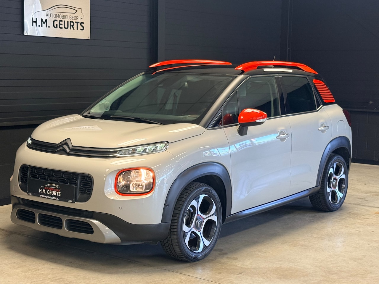 Citroën C3 Aircross - 1.2 PureTech Familiale - AutoWereld.nl