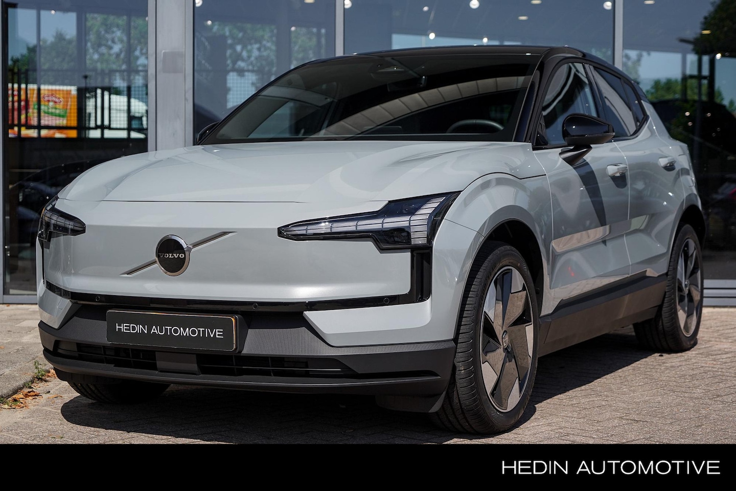 Volvo EX30 - Single Motor Extended Range Plus Europa 69 kWh | Elek Stoelen + Geheugen | Stoel & Stuurve - AutoWereld.nl