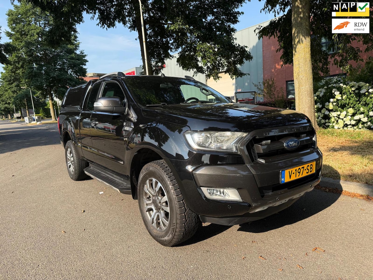 Ford Ranger - 3.2 TDCi Wildtrak Supercab 4 x4 ZEER NETTE FORD - AutoWereld.nl