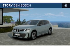BMW iX3 - 40 eDrive M Sport / Panoramadak / Trekhaak / M Sportstoelen / Parking Assistant Plus / 3D