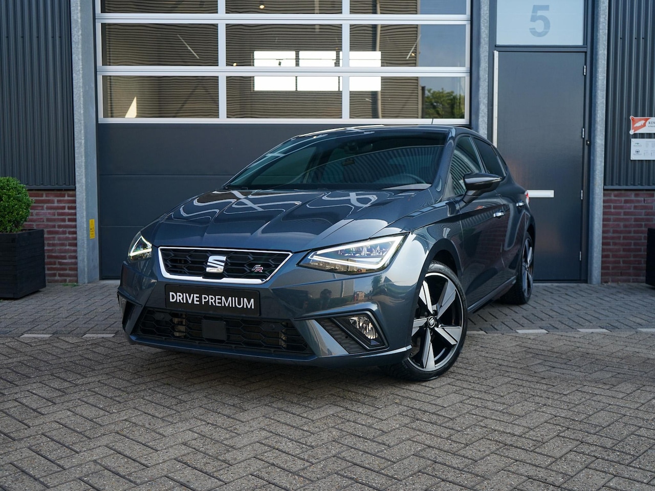 SEAT Ibiza - 1.5 TSI Carbon Edition - AutoWereld.nl