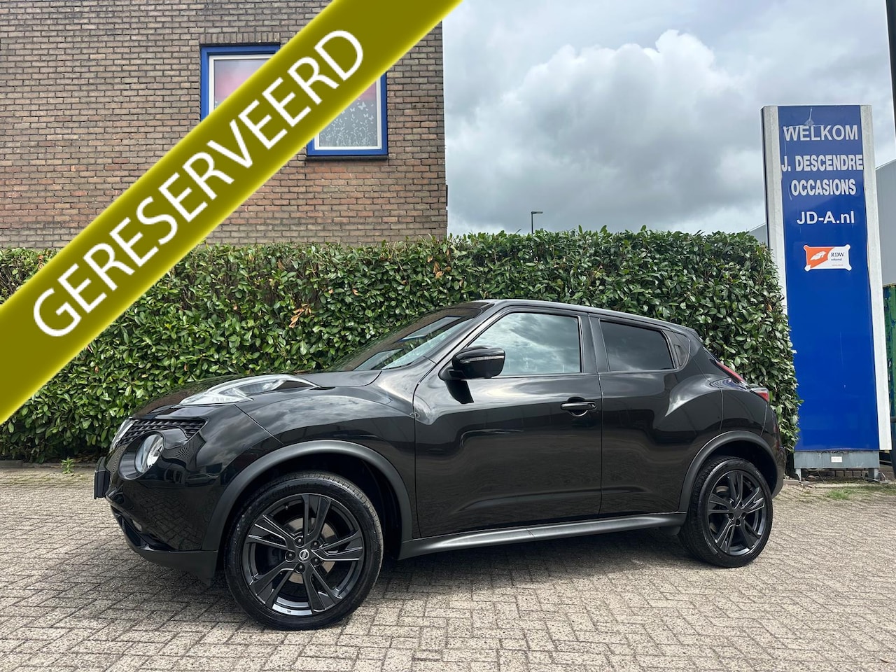Nissan Juke - 1.2 DIG-T S/S Premium Black Edition Climate C, Cruise C, Leder Int, Navigatie!!!! - AutoWereld.nl