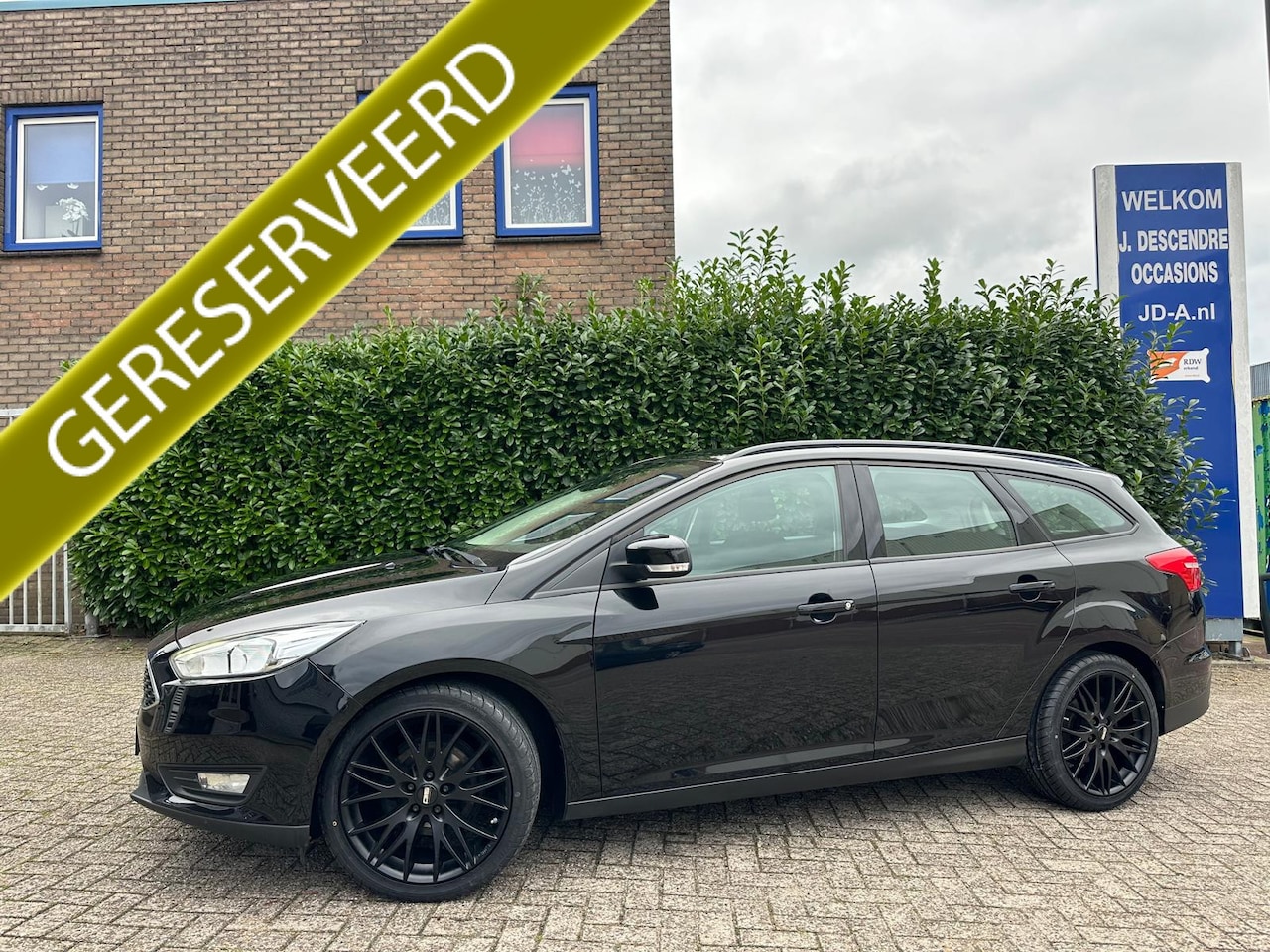 Ford Focus Wagon - 1.0 First Edition Distributieriem vervangen,Cruise C, Stoelverw!!!! - AutoWereld.nl