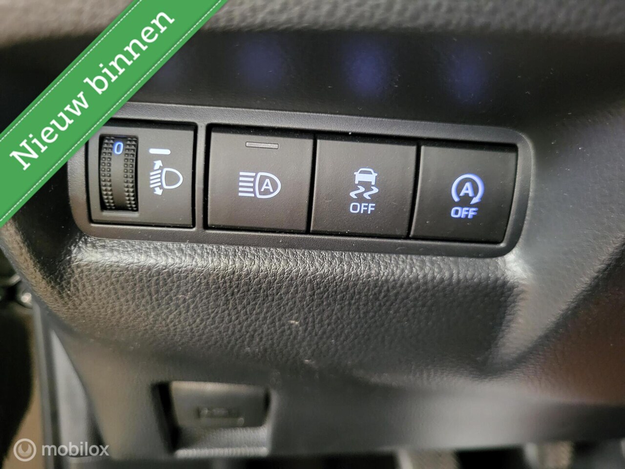 Toyota Aygo X - 1.0 VVT-i MT Play *NL, ANDROID, CAMERA, RIJKLAARPRIJS!*