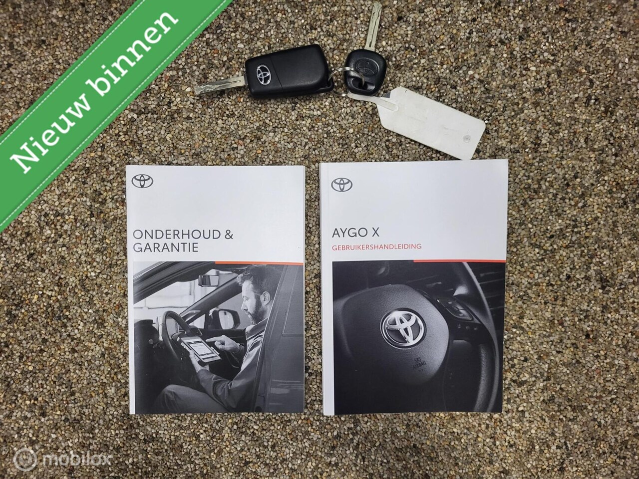 Toyota Aygo X - 1.0 VVT-i MT Play *NL, ANDROID, CAMERA, RIJKLAARPRIJS!*