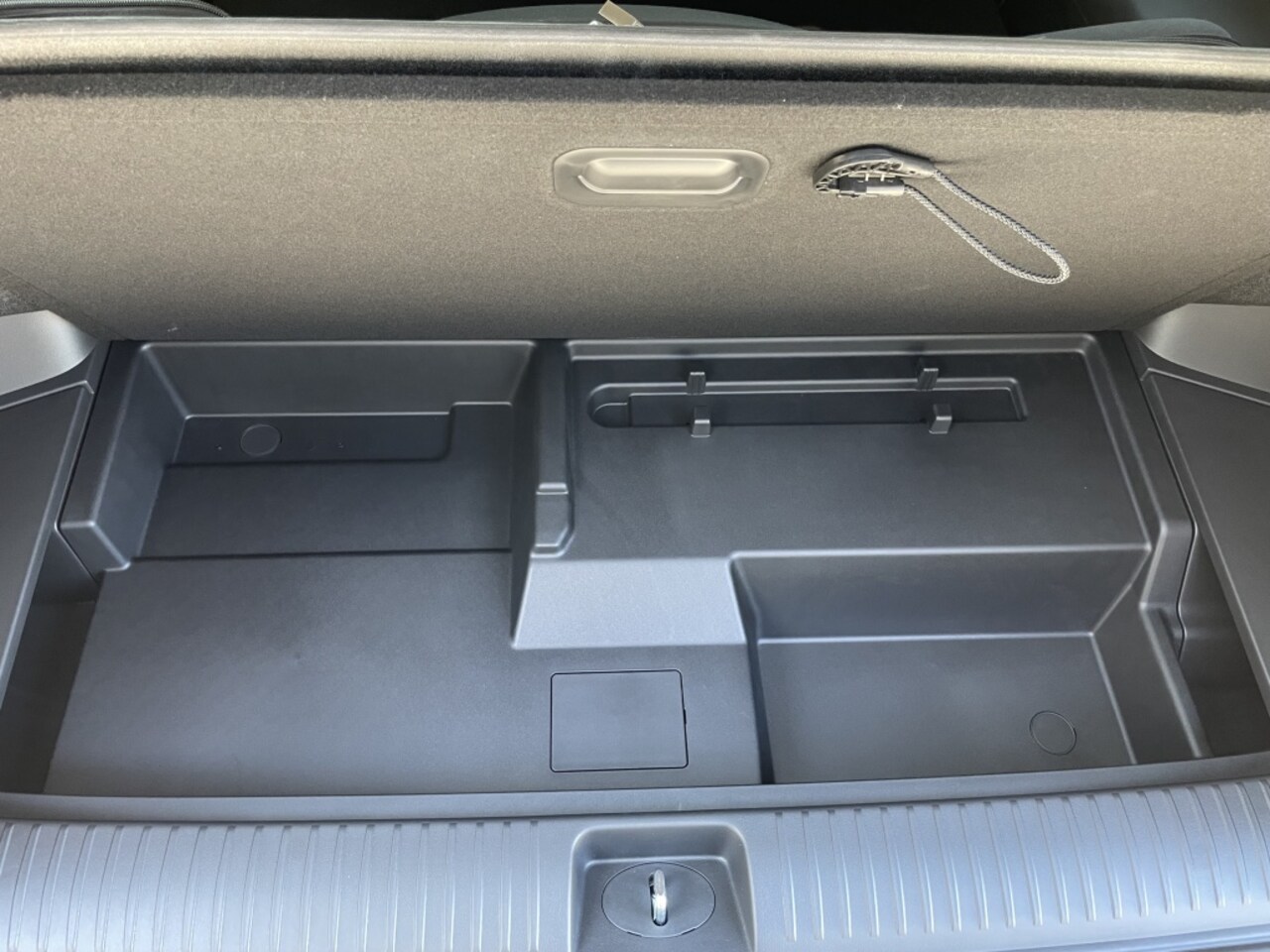 Hyundai IONIQ 9 - Con+ 7p. 110.3 kWh NIEUW*RIJKLAARPRJS*