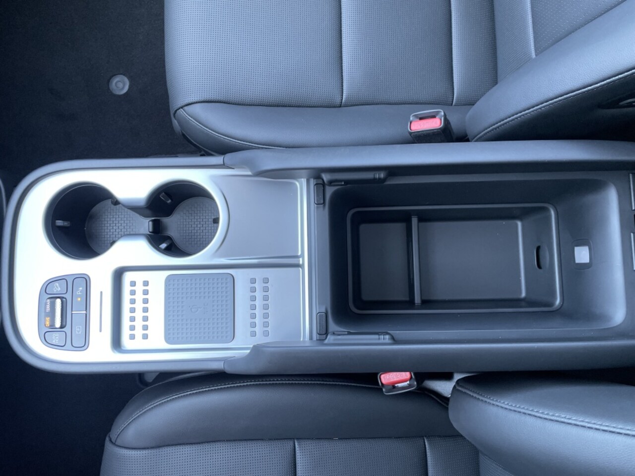 Hyundai IONIQ 9 - Con+ 7p. 110.3 kWh NIEUW*RIJKLAARPRJS*