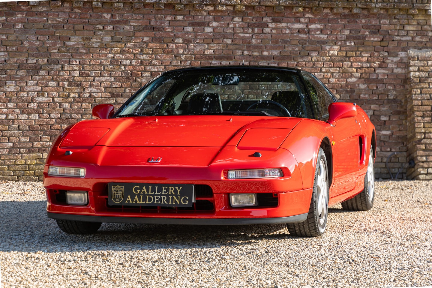 Honda NSX - "Newly delivered by Pagani" "Delivered by Pagani": Pagani Freres the Honda dealer from Mar - AutoWereld.nl