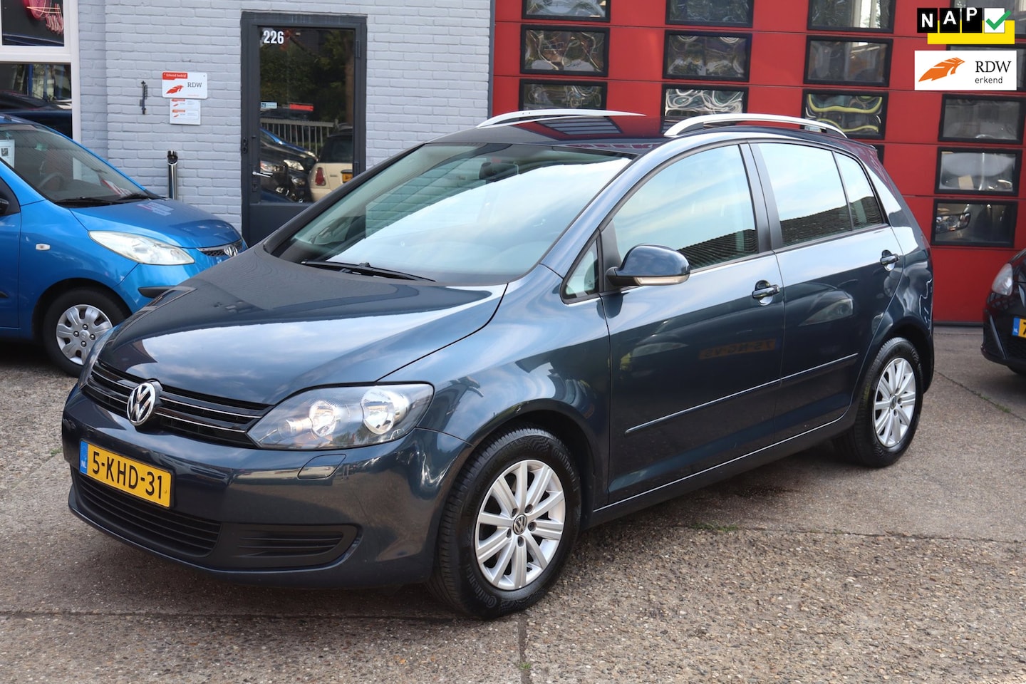 Volkswagen Golf Plus - 1.2 TSI Comfortline BlueMotion 1.2 TSI Comfortline BlueMotion , AIRCO , Cr Contr - AutoWereld.nl