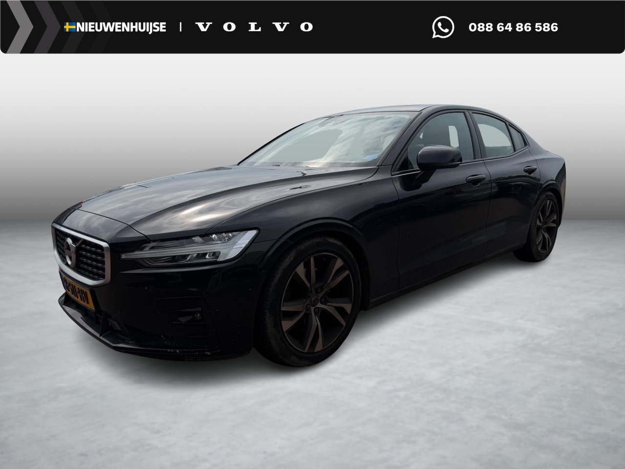 Volvo S60 - 2.0 T4 R-Design | Achteruitrijcamera | Parkeersensoren | Panoramadak | Stoelverwarming voo - AutoWereld.nl