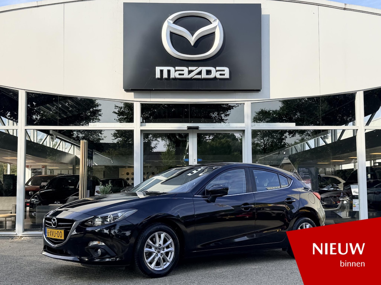 Mazda 3 - 2.0 Skylease NL-Auto, Dealer Ondh., Navigatie, Apple Carplay / Android Auto, Trekhaak, A.R - AutoWereld.nl
