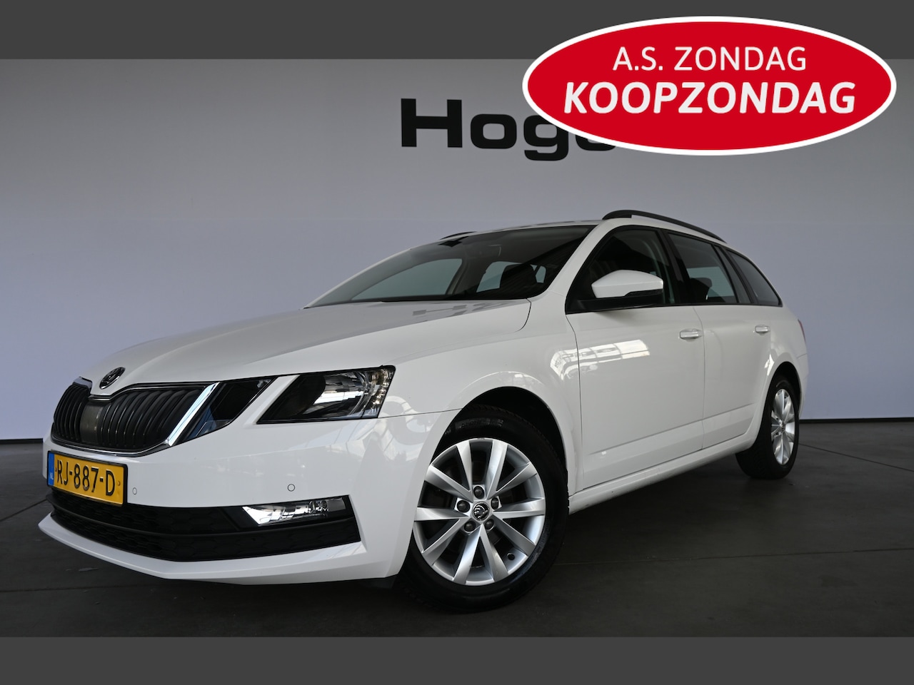 Skoda Octavia Combi - 1.0 TSI Greentech Ambition Business Automaat Clima Cruise Navigatie Pdc Lichtmetaal CarPla - AutoWereld.nl