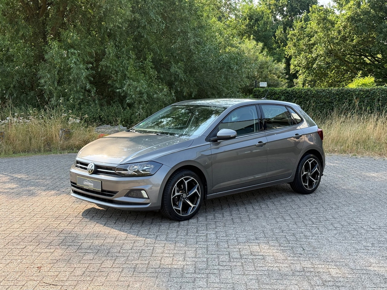 Volkswagen Polo - 1.0 TSI Highline 17 INCH I CARPLAY I PDC I DEALER ONDH I 1E EIG - AutoWereld.nl