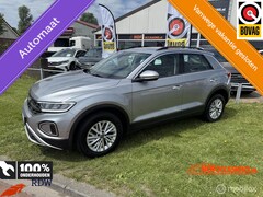 Volkswagen T-Roc - 1.5 TSI Life Business ADAPT.CRUISE/CARPLAY/AUTOMAAT