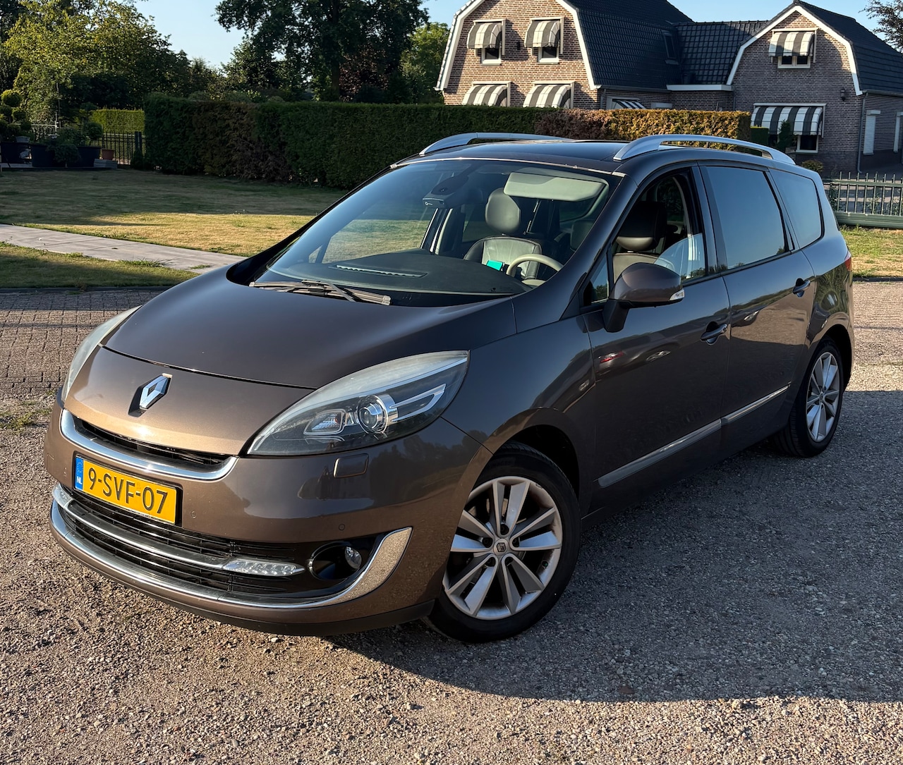 Renault Scénic - 1.6 dCi Privilege BOSE PANO FULL OPTIES - AutoWereld.nl