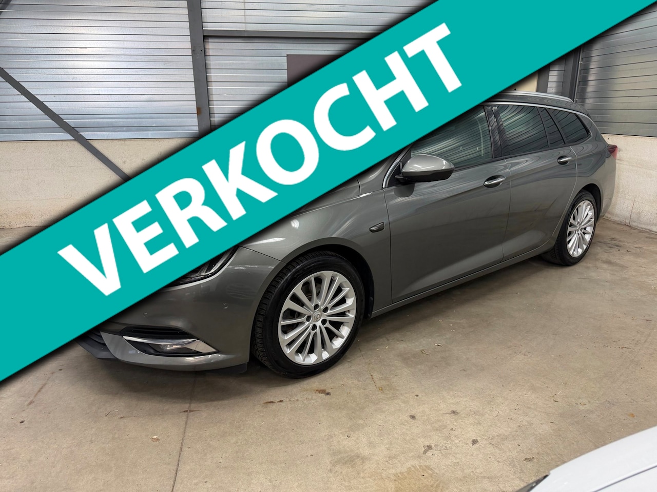 Opel Insignia Sports Tourer - 1.6 Turbo Innovation 1ste eigenaar - AutoWereld.nl