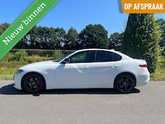 Alfa Romeo Giulia - 2.0T Q4 Veloce, 65dkm, 320pk, Squadra
