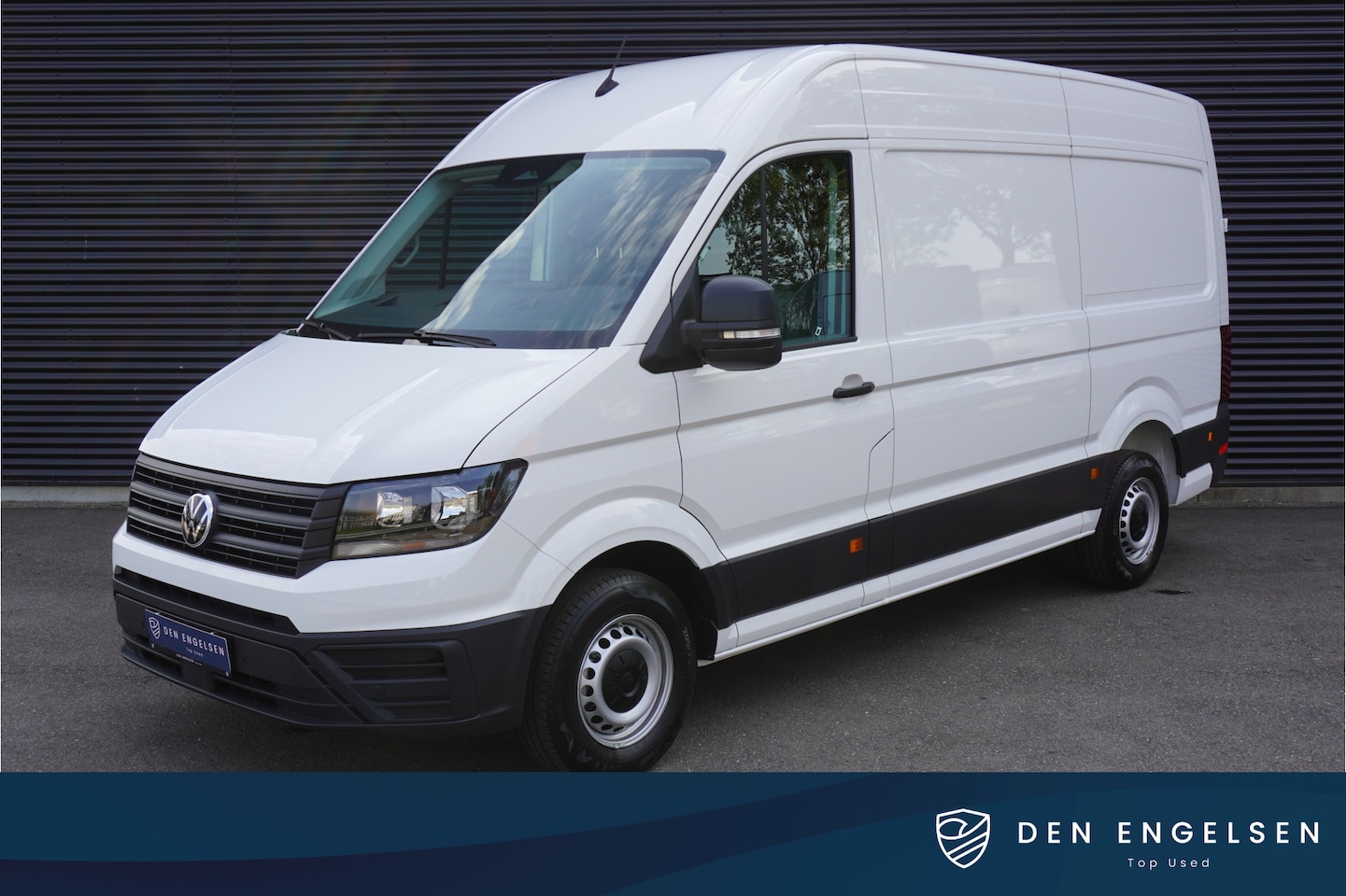 Volkswagen Crafter - 140pk Facelift L3H3/L2H2 Camera Cruise control Digitaal dashboard Airco 3-Zits - AutoWereld.nl