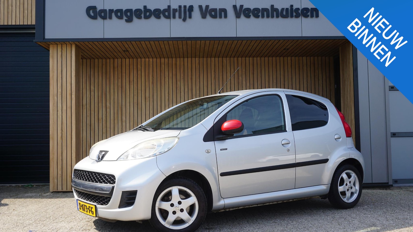 Peugeot 107 - 1.0-12V 68pk Sportium 5 drs Airco Elek pakket *73272km* Toerenteller 14 inch LM *Goed onde - AutoWereld.nl