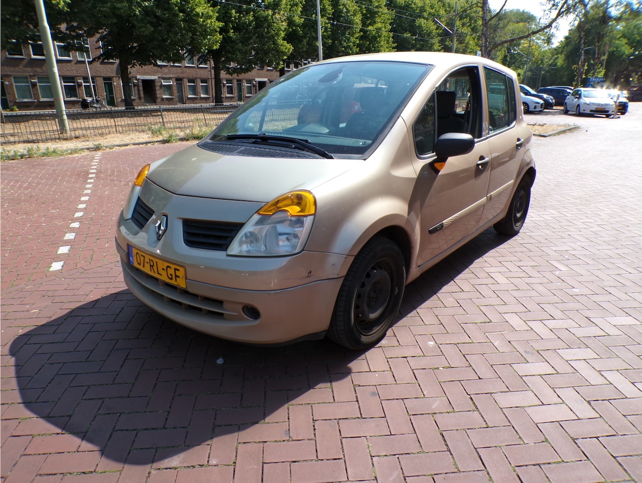 Renault Modus - 1.2-16V Dynamique Luxe APK 5-3-2027 - AutoWereld.nl