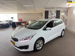 Kia Cee'd Sportswagon - 1.6 GDI ComfortPlusLine Navigator, Cruise, Clima, Camera, Parksensor, Carplay, N.A.P, Tops