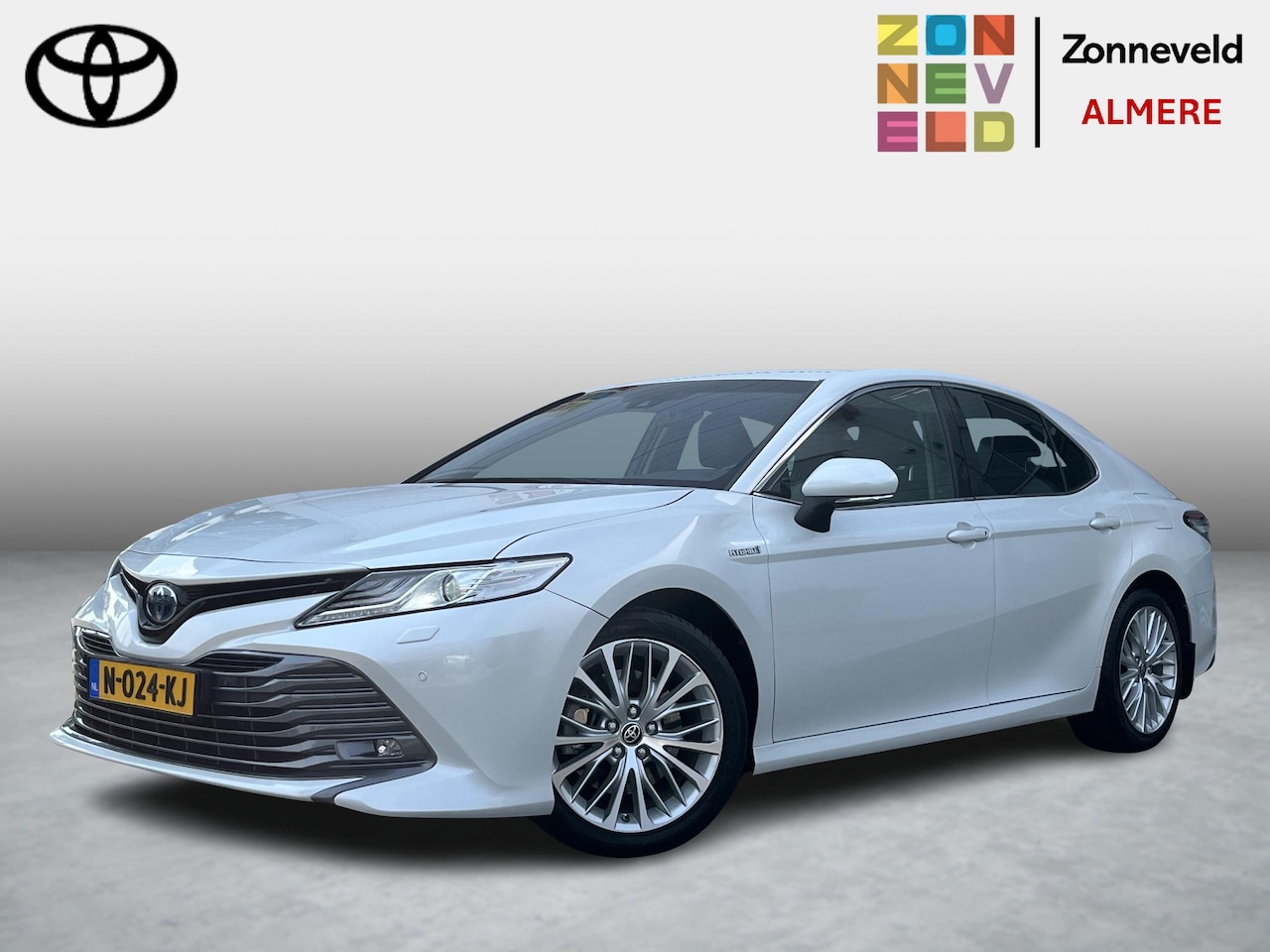 Toyota Camry - 2.5 Hybrid Executive 2.5 Hybrid Executive - AutoWereld.nl