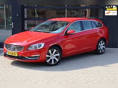 Volvo V60 - 2.4 D6 AWD Plug-In Hybrid Summum | NAP | Cruise | Navi | Clima | Elektrische Stoelen | Sto
