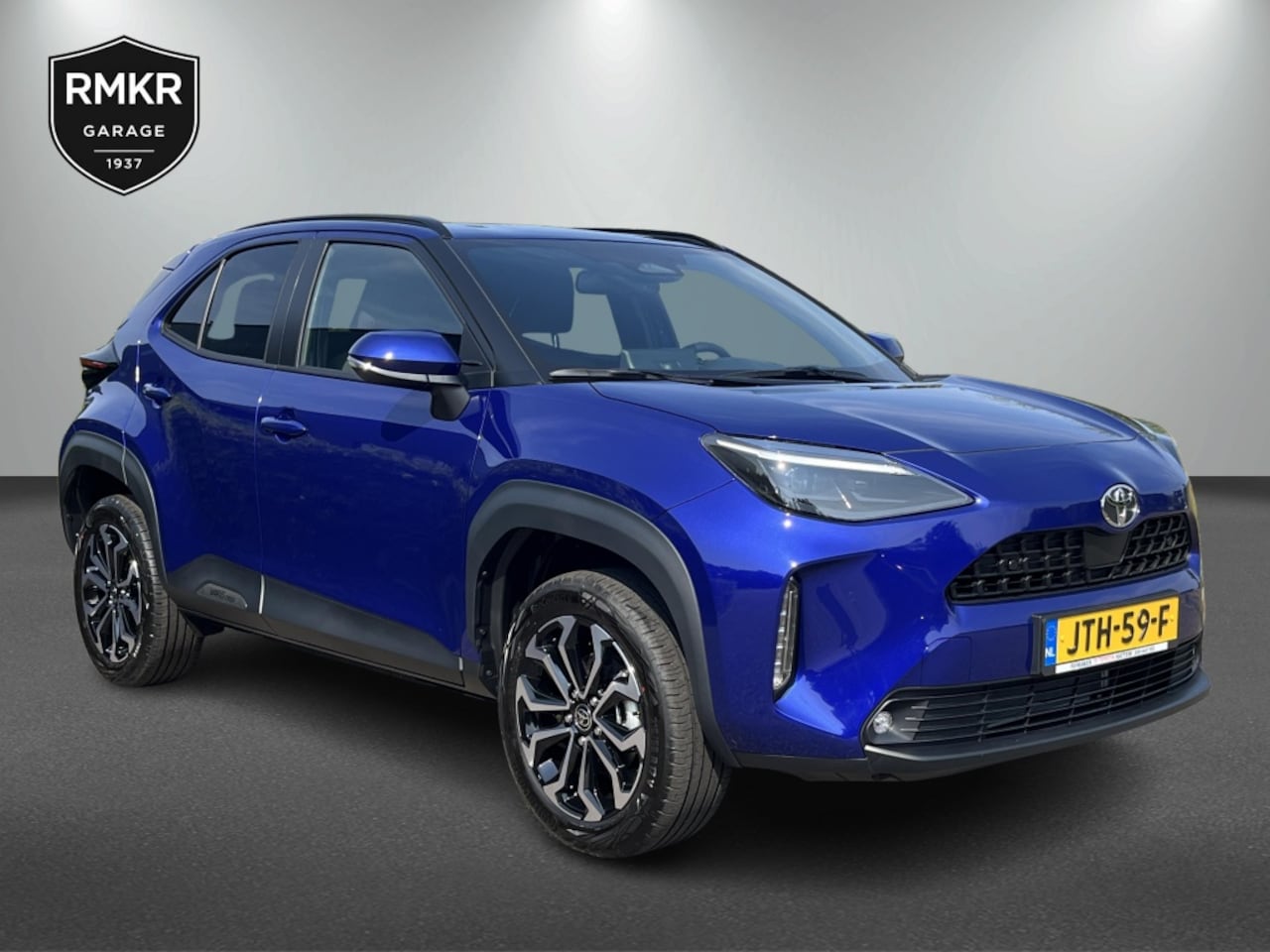 Toyota Yaris Cross - 1.5 Hybrid 130 Black Edition, Safety + Winter pakket. - AutoWereld.nl