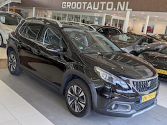 Peugeot 2008 - 1.2 PureTech Allure Trekhaak, Cruise Control, Panoramadak