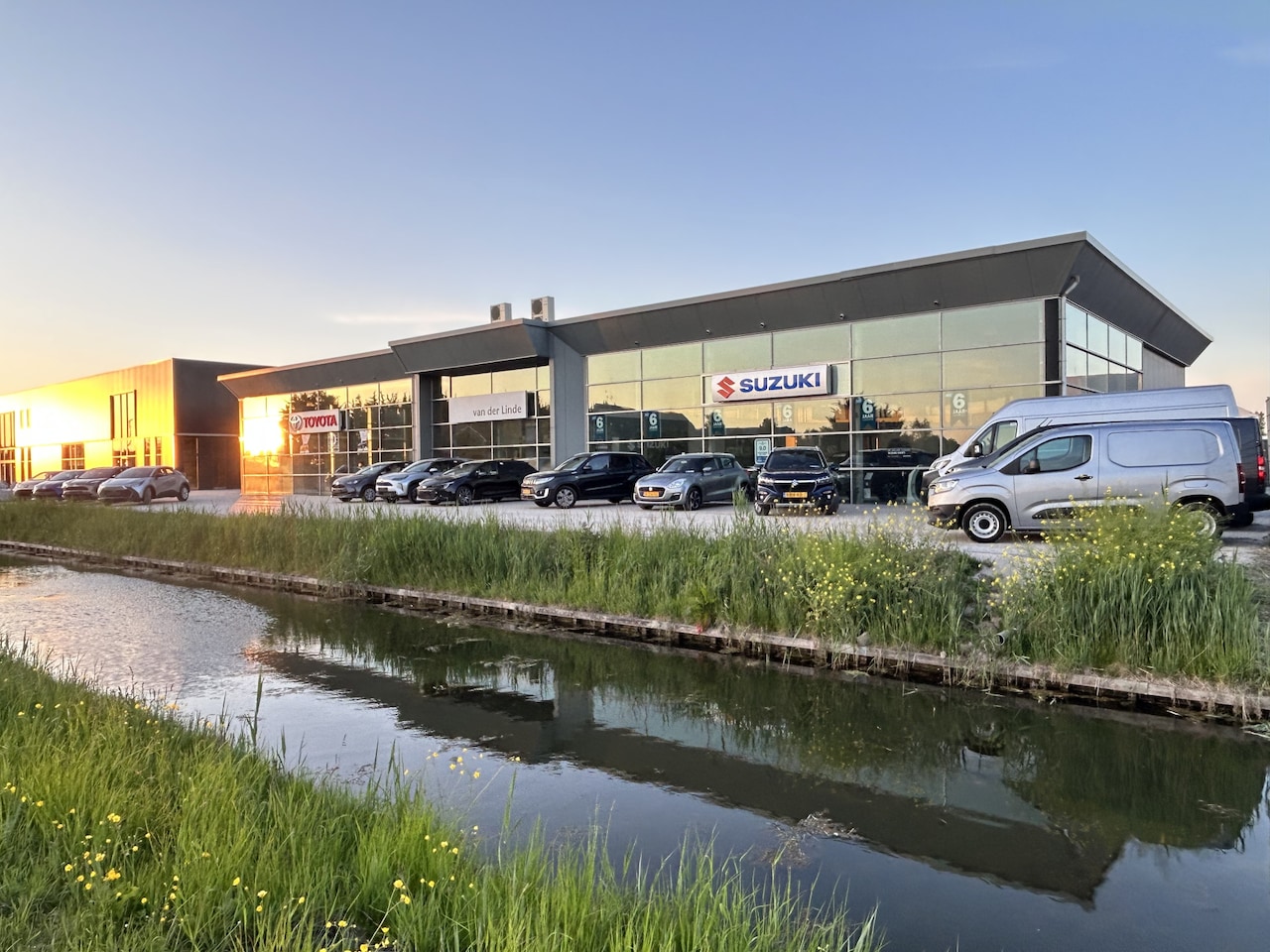 Suzuki Vitara - 1.4 Boosterjet Smart Hybrid Special Edition 1.4 Boosterjet Smart Hybrid Special Edition - AutoWereld.nl
