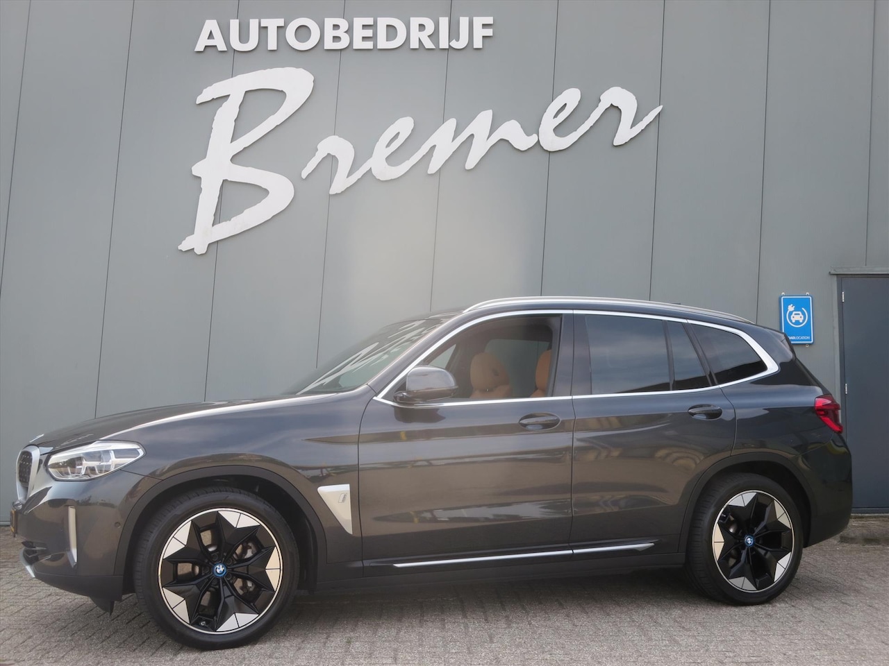 BMW iX3 - (g08) High Executive 80 kWh SOH 95% Pano 360 Camera H/K Audio Adaptive Cruise Trekahaak Au - AutoWereld.nl