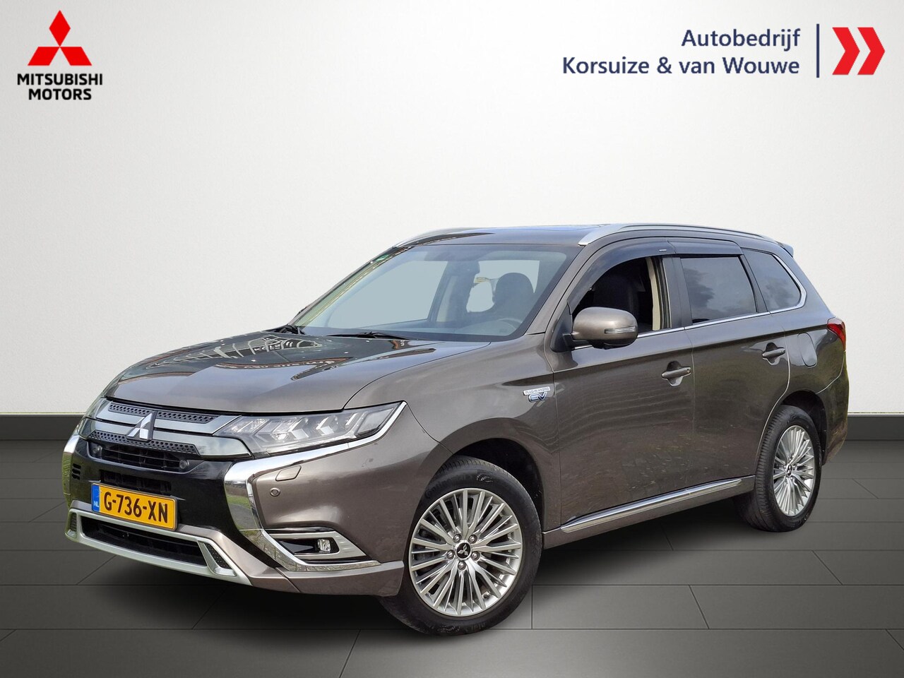Mitsubishi Outlander - 2.4 PHEV Intense+ Trekhaak | Carplay & Android auto - AutoWereld.nl